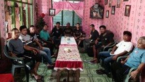 KELUARGA-BERKUMPUL.jpg