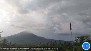 LEWOTOBI-LAKI-LAKI-Gunung-api-Lewotobi-Laki-laki-hari-ini-Sabtu-29-Maret-2025.jpg