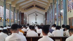 Mari-simak-Bacaan-Injil-Katolik-Kamis-12-Oktober-2023.jpg