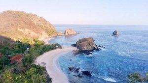 PANTAI-KOKA-Pesona-Pantai-Koka-Maumere-Desa-Wolowiro-Kecamatan-Paga.jpg