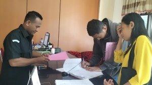 PELAMAR-Pelamar-PPS-saat-memasukkan-berkas-di-Kantor-KPU-Ende-Selasa-8-Mei-2024.jpg