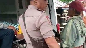 POLISI-ANTAR-JENAZAH.jpg
