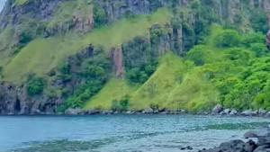 Pantai-Arubara-di-Ende-NTT.jpg