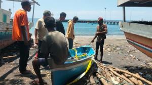 Perahu-Nelayan-di-Ende.jpg