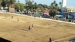Perse-Ende-Melawan-Putera-Oesao-di-Stadion-Stadion-Christian-Nehemia-Dillak-Rote.jpg