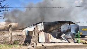 Rumah-Terbakar-di-Maumere-2.jpg