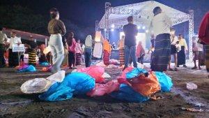 SAMPAH-BERSERAKAN-Setelah-launching-Pekan-Ende-Street-Festival.jpg