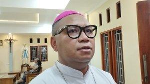 USKUP-LABUAN-BAJO-MAKSIMUS-REGUS.jpg