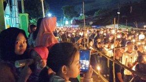 Umat-muslim-di-Kota-Larantuka-Kabupaten-Flores-Timur.jpg