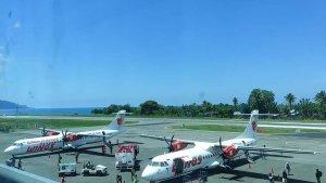 Wings-Air-saat-landing-di-Bandara-H-Hasan-Aroeboesman-Ende-NTT.jpg
