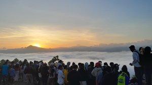 bukit-wehor-ntt.jpg