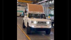mobil-paus-fransiskus.jpg
