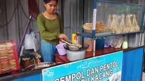 penjual-pentolan-di-labuan.jpg