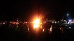 video-kapal-terbakar-lbj.jpg