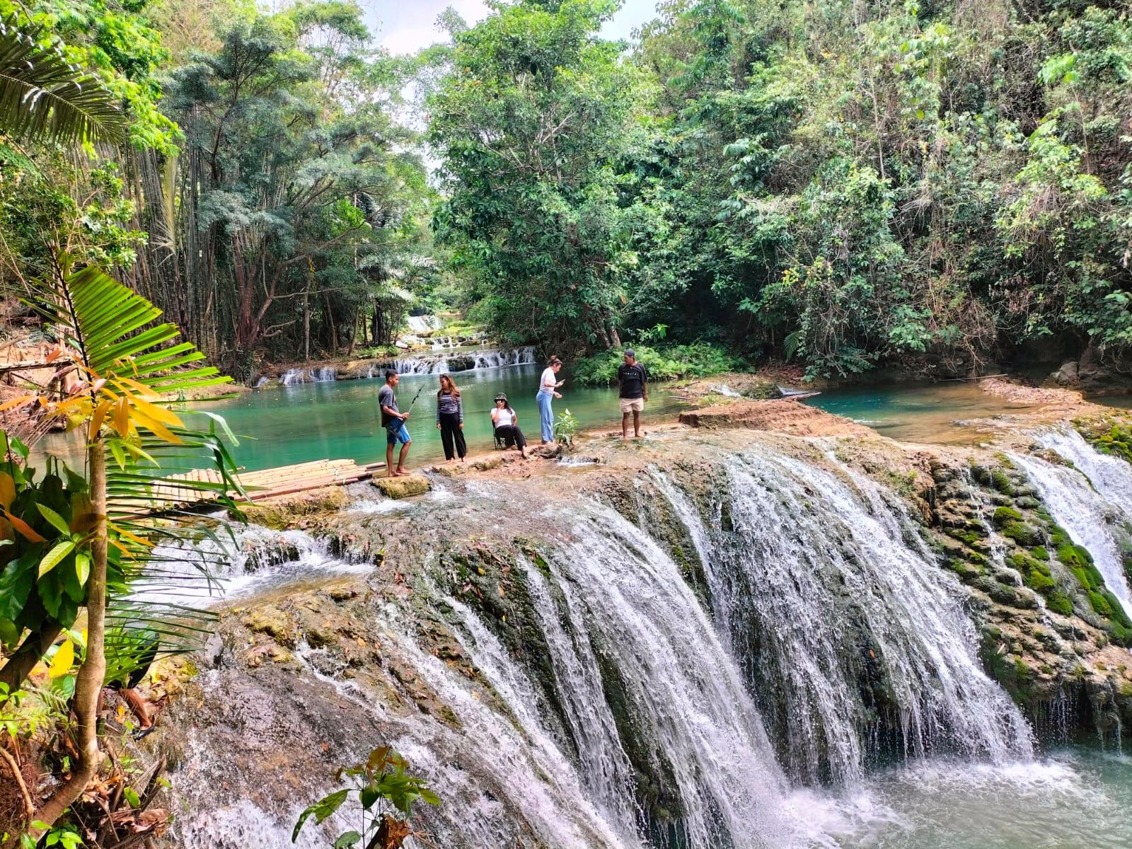 Air-Terjun-Tiwu-Pai-Reok-Barat-Manggarai.jpg