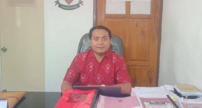 BERIT-KETERANGAN-Kepala-Seksi-Pidana-Umum-Kejari-Flores-Timur-I-Nyoman-Sukrawan.jpg