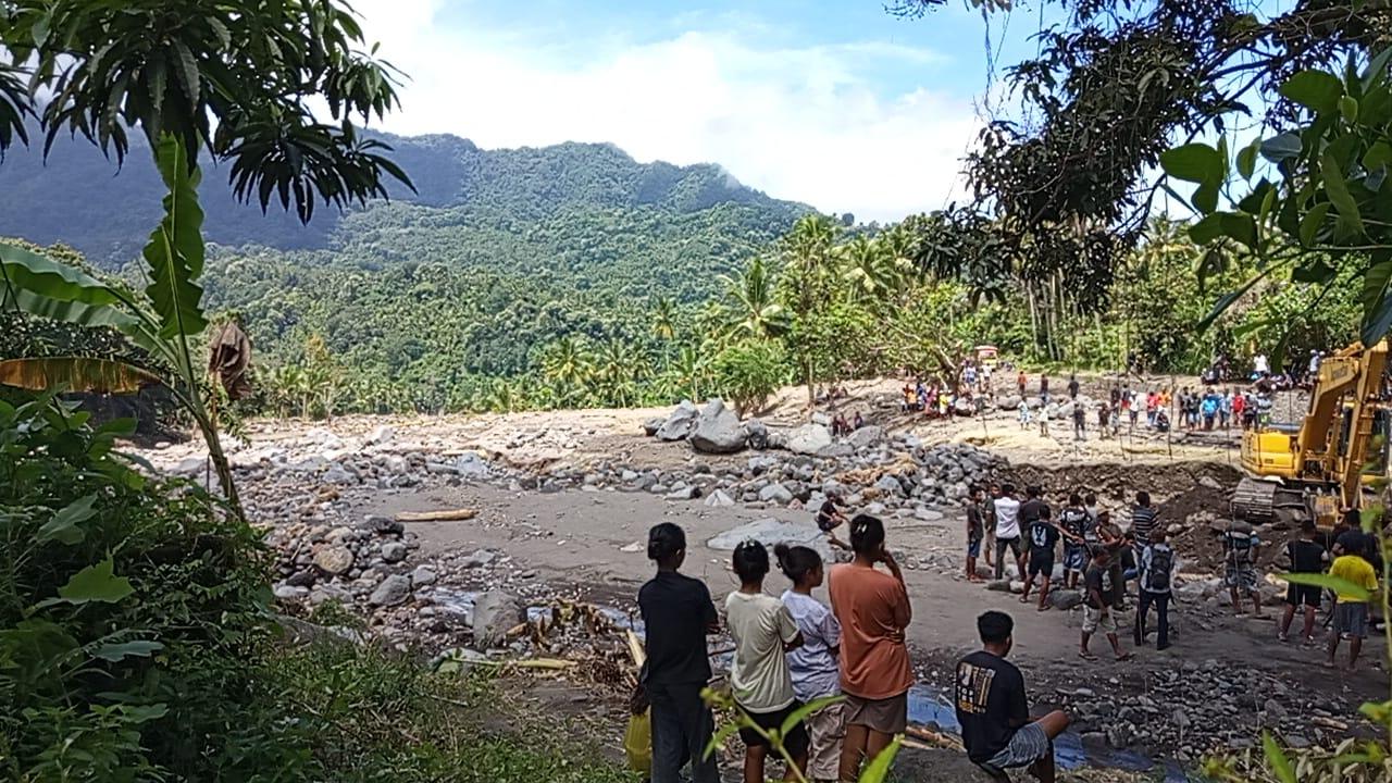 Banjir-Mauponggo.jpg