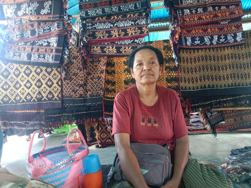 Doksia-Bura-Jual-Kain-Tenun.jpg