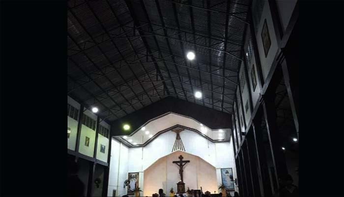 GEREJA-KATOLIK-Sebuah-gereja-katolik-di-NTT.jpg