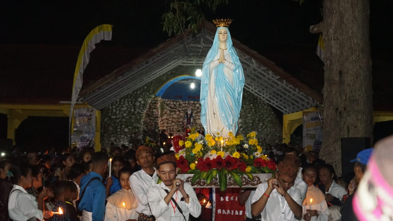 GUA-MARIA-GOLO-CURU.jpg