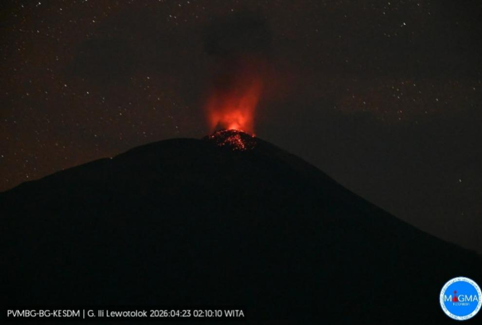 GUNUNG-LEWOTOLOK-Gunung-Lewotolok-Lembata-meletus-dini-hari-tadi-Kamis-2342026.jpg