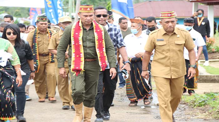 Ketika Gubernur NTT Tepati Janji untuk Warga Cibal di Manggarai