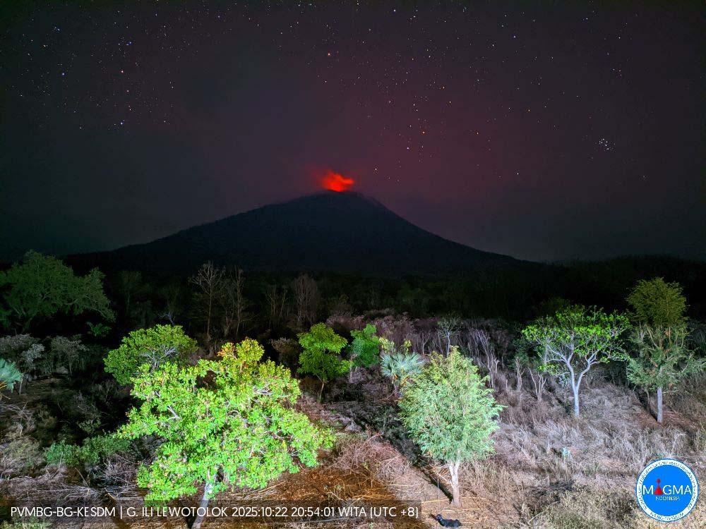 Gunung-Ili-Lewotolok-saat-ini-Level-III-atau-siaga-NTT-Lembata.jpg