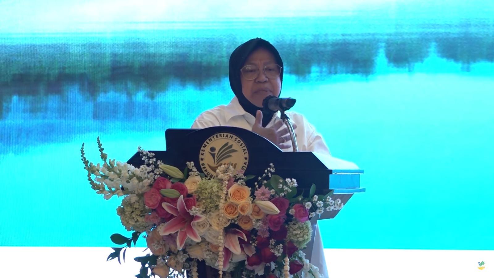 Hari-Ini-Mensos-Risma-akan-Berkunjung-ke-Maumere.jpg