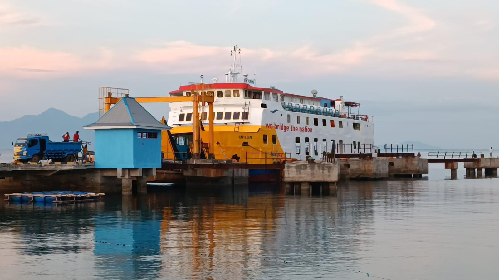 Jadwal-dan-Rute-Kapal-Ferry-Hari-Ini-di-NTT.jpg