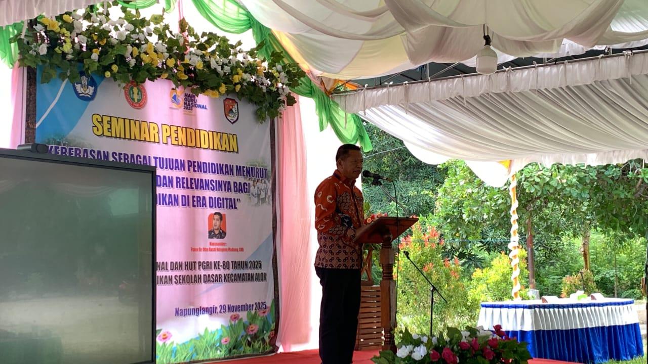 Simak Sambutan Kadis Goleng Saat Peringatan Hari PGRI Puncak Hari Guru Nasional dan HUT PGRI