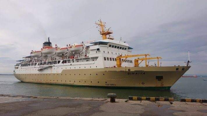 Kapal-Pelni-KM-Binaiya.jpg