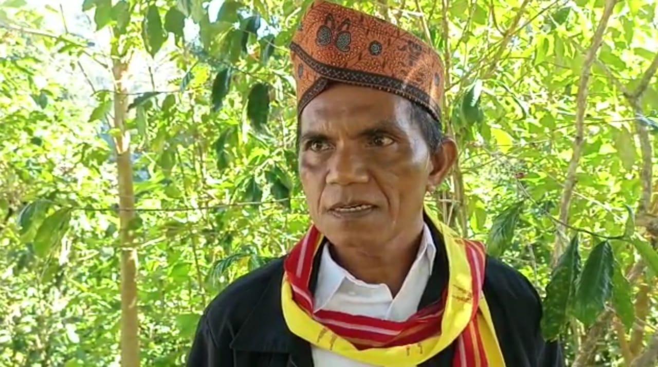 Kepala-DPMPTSP-Kabupaten-Manggarai-Timur-Drs-Aleksius-Rahman.jpg