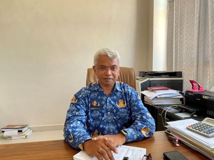 Kepala-Dinas-PMPTSP-Perindag-Sabu-Raijua-Lagabus-Pian.jpg
