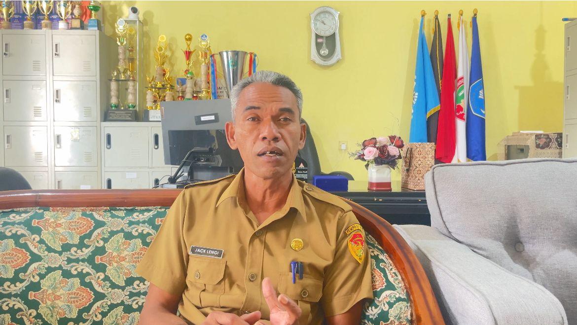 SMAN 1 Bajawa Ngada Perketat Penggunaan Internet Siswa Saat KBM