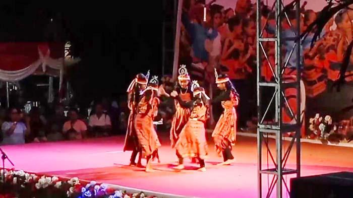 SDK Lafaekfera  Juara 1 Lomba Tari Kreasi Anak Tingkat SD di Belu