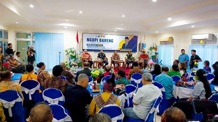 Menteri-Koperasi-Dr-Ferry-Joko-Juliantoro-saat-Ngopi-Bareng.jpg