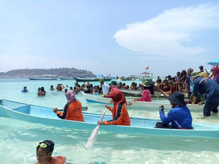 Nelayan-Pemana-Lomba-Sampan.jpg