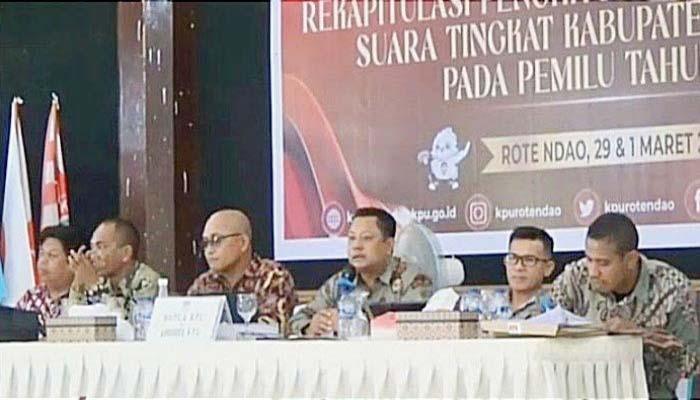 PLENO-Pleno-terbuka-Pemilu-2024-tingkat-Kabupaten-Rote-Ndao.jpg