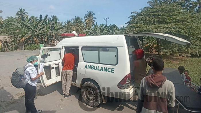 Sesak Napas Saat Erupsi Gunung Lewotobi Laki-laki, Pasien di Puskesmas Boganatar Dievakuasi