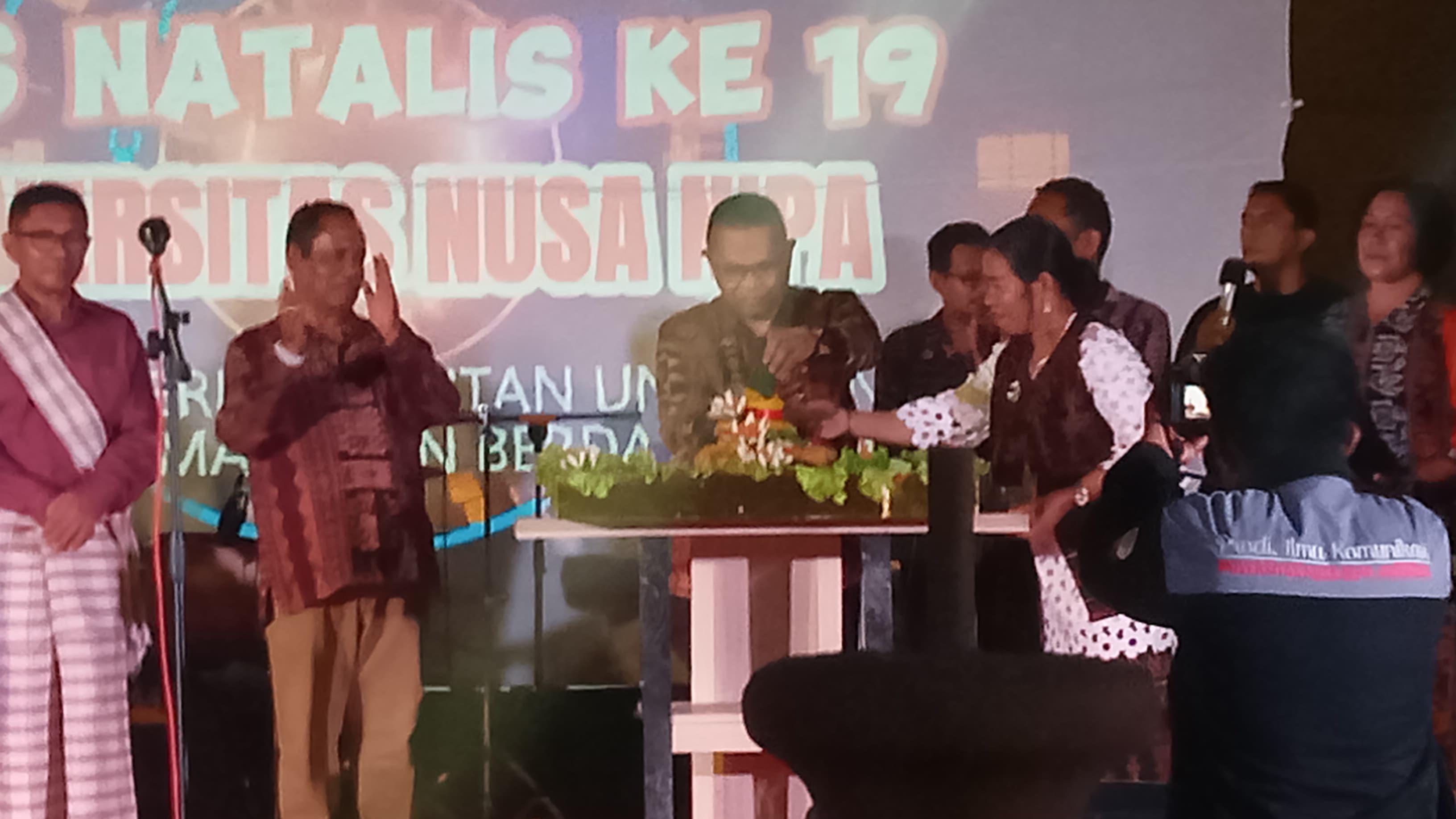 Puncak-Dies-Natalis-Ke-19-Universitas-Nusa-Nipa-di-Maumere.jpg