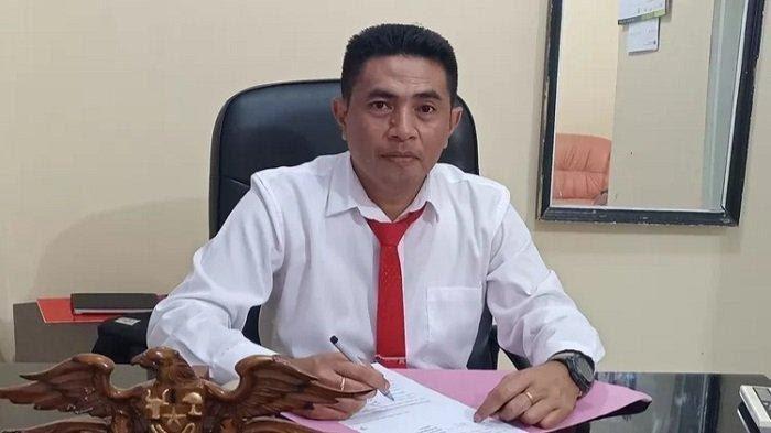 Reskrim-Polres-Flores-Timur-Iptu-Lasarus-MA-Laa-memberikan-penjelasan.jpg