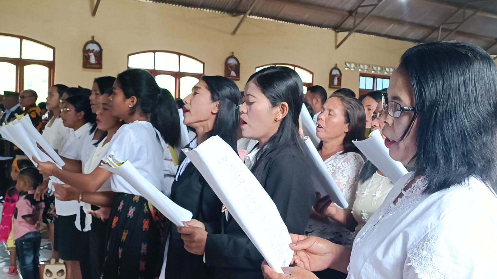 Suasana-Misa-Natal-di-Mbata.jpg