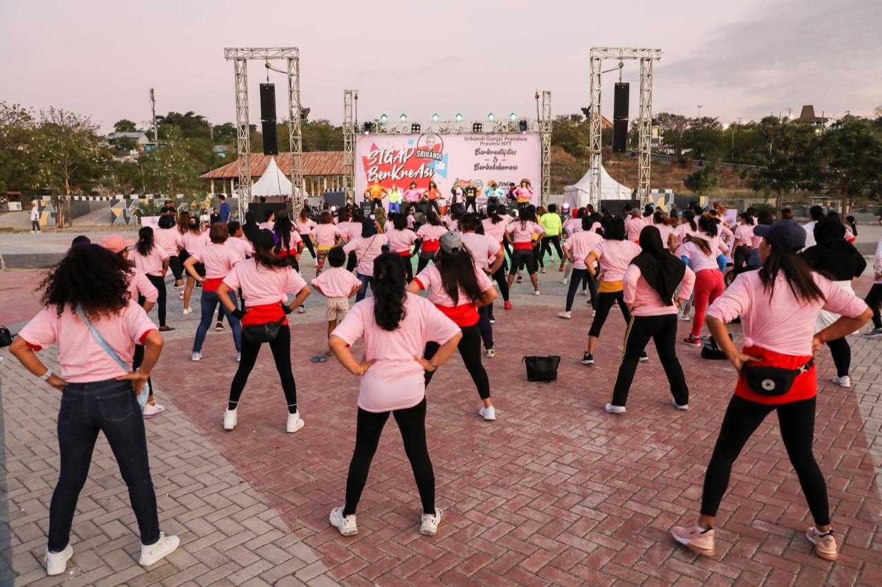 Suasana-Zumba-di-NTT.jpg