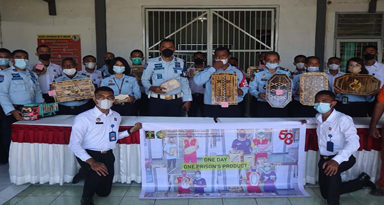 Suasana-kegiatan-pameran-produk-di-Rutan-Kelas-II-B-Maumere.jpg