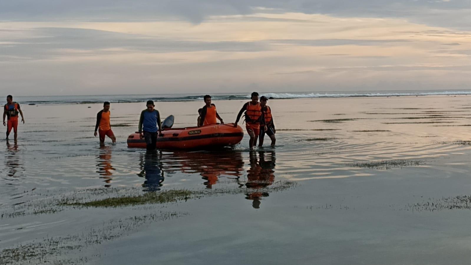 Tim-SAR-gabungan-saat-melakukan-upaya-pencarian-terhadap-Yakobus-Sawu.jpg
