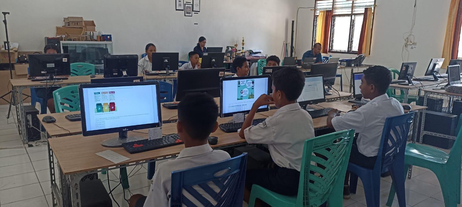 50 Siswa SMPK Yapenthom 2 Maumere Ikuti Ujian ANBK