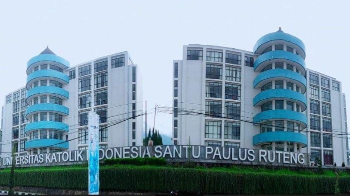 Seminar di Ruteng Manggarai NTT, Di Era Digital Guru Harus Ciptakan Generasi Berdaya Saing