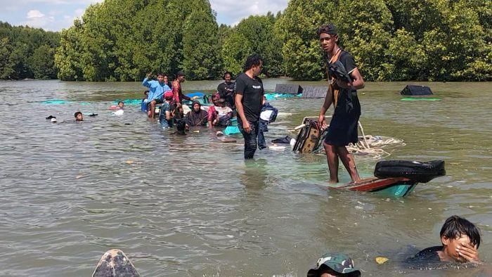 perairan-terang-tiba-tiba-terbalik-terjadi-di-perairan-Mangrove-Terang.jpg