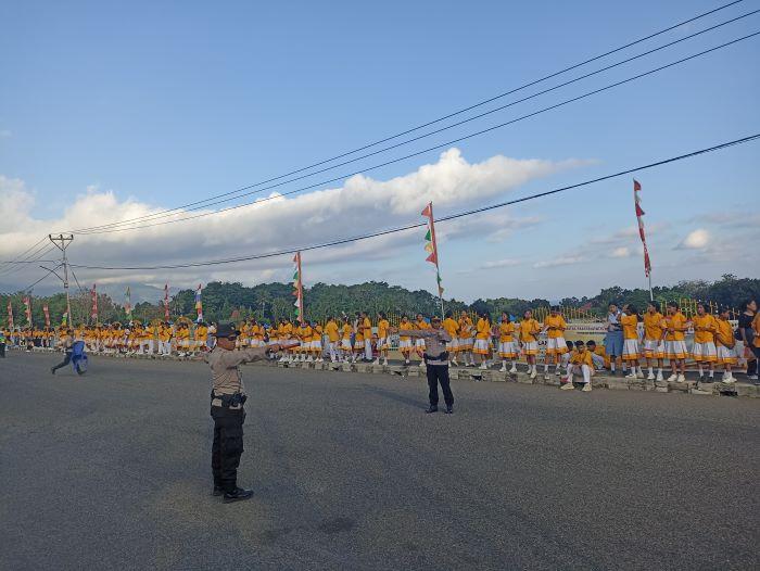 Pagar Betis Pelajar Sambut Rombongan Tahbisan Uskup Agung Ende Mgr. Paulus Budi Kleden