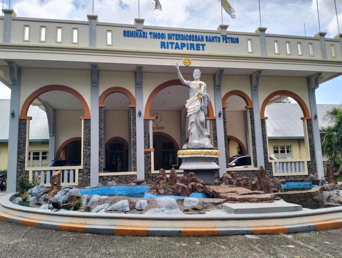 Seminari Tinggi Ritapiret di Maumere Sempat Menjadi Vatikan Semalam pada 11 Oktober 1989